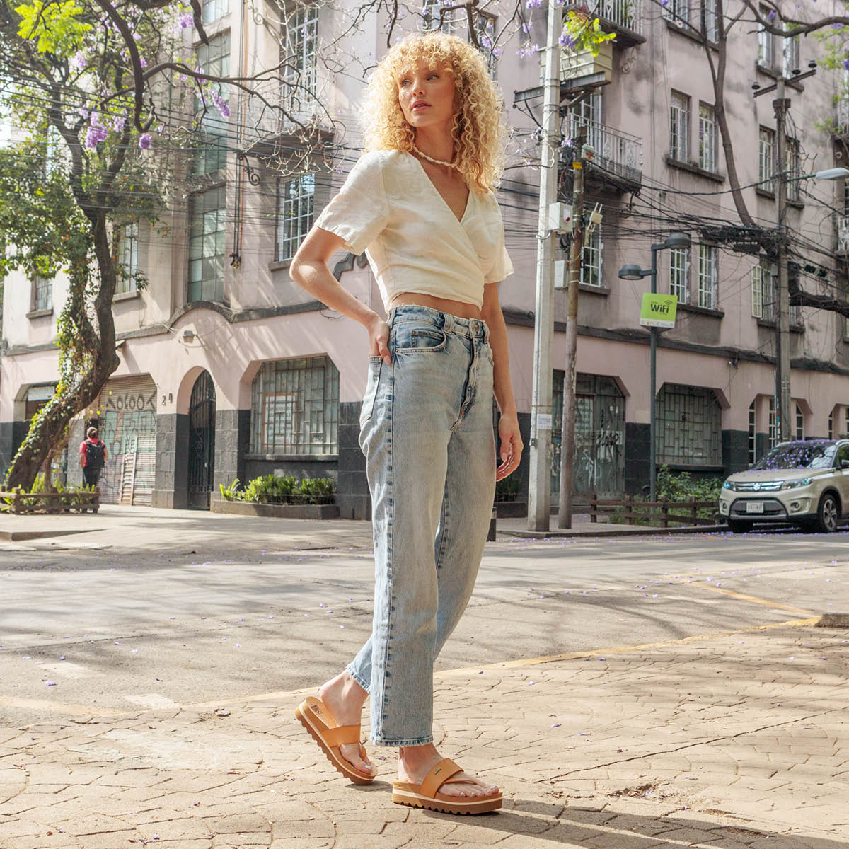 Cushion Sol Hi - Image 4