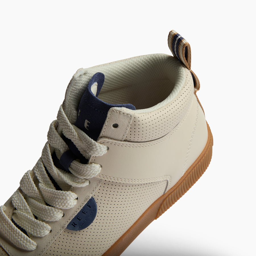 Lay Day Hi - Image 9