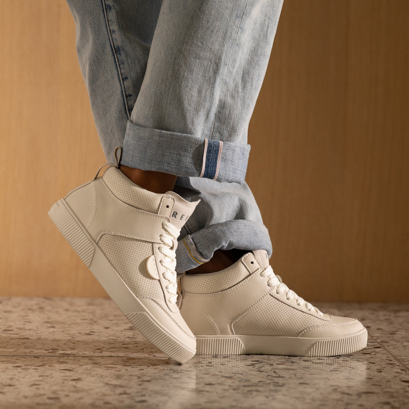 Lay Day Hi - Image 2