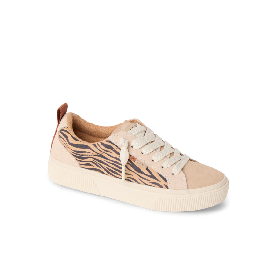 Lay Day Dawn - Image 2