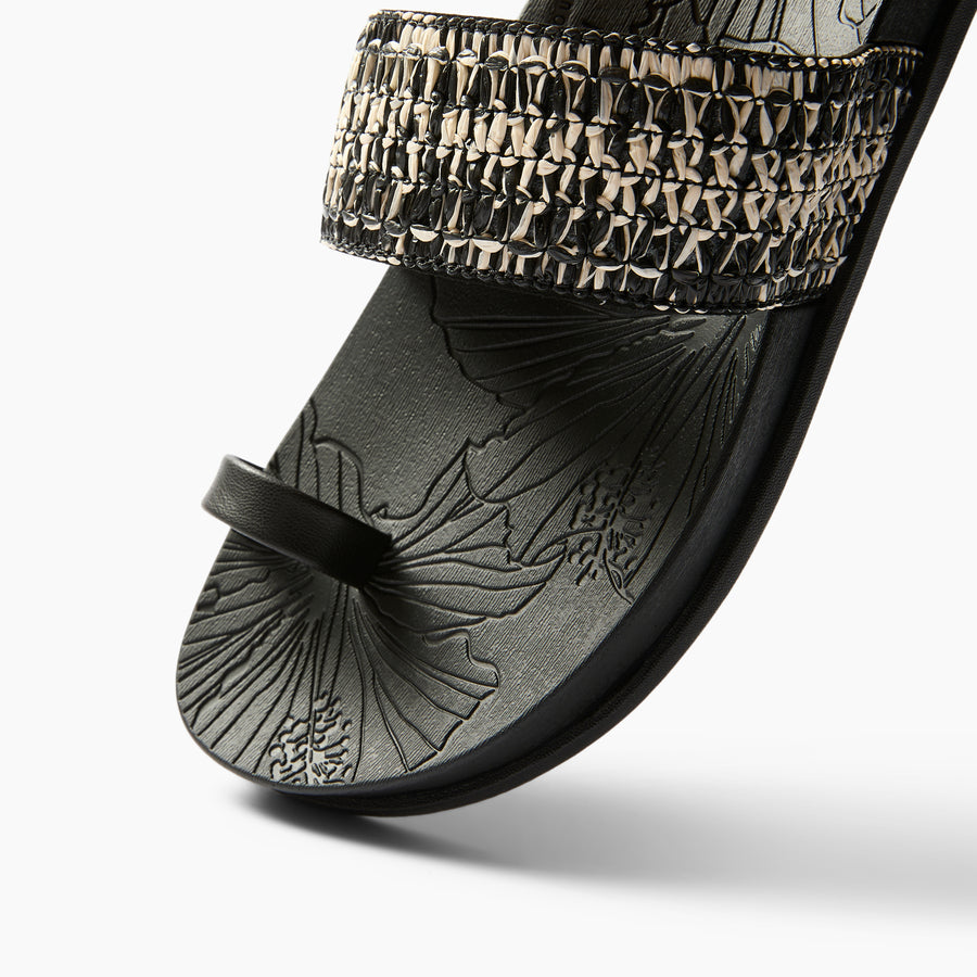 Flora Cruz - Image 5