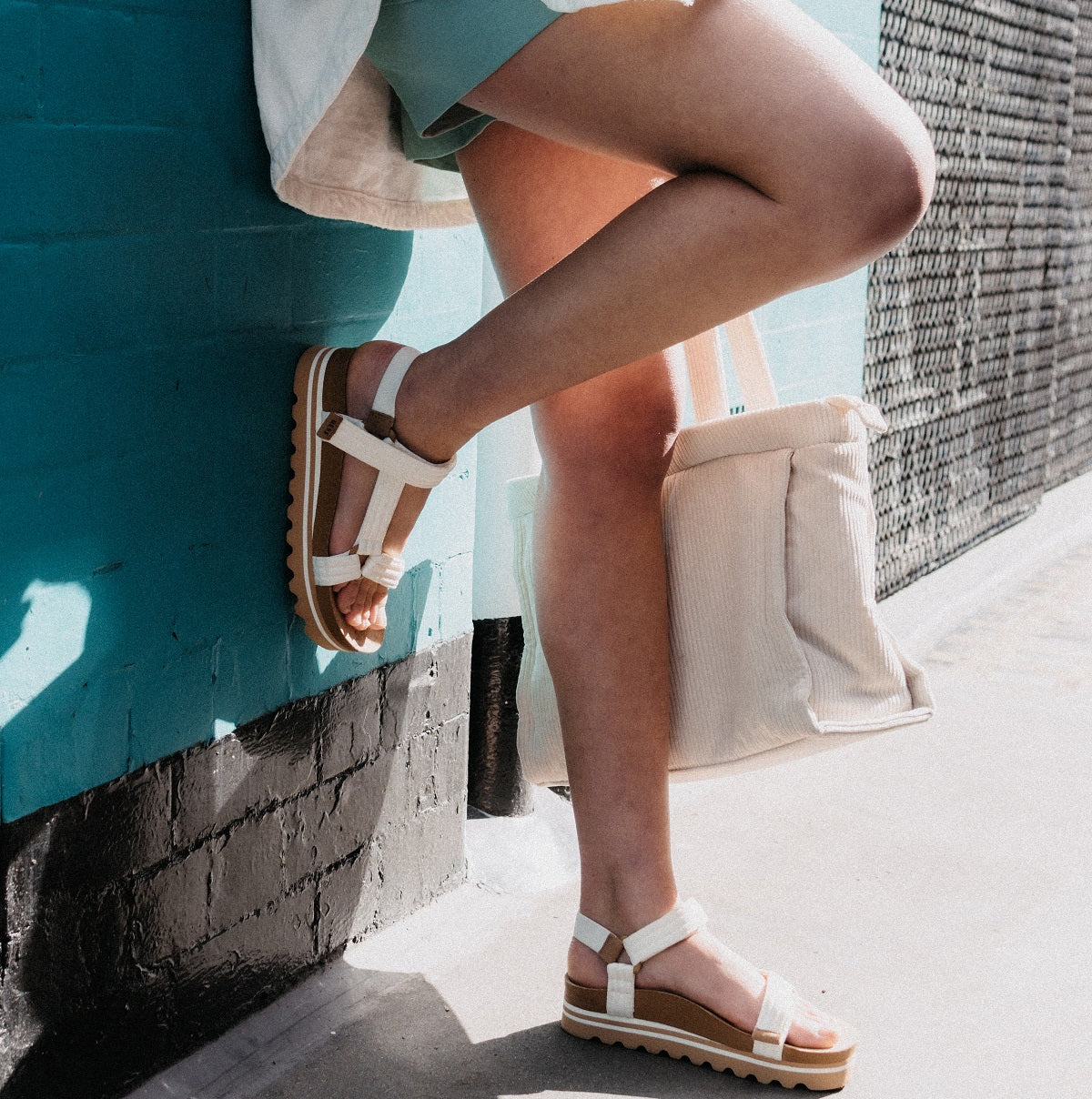 Cushion Rem Hi - Image 9